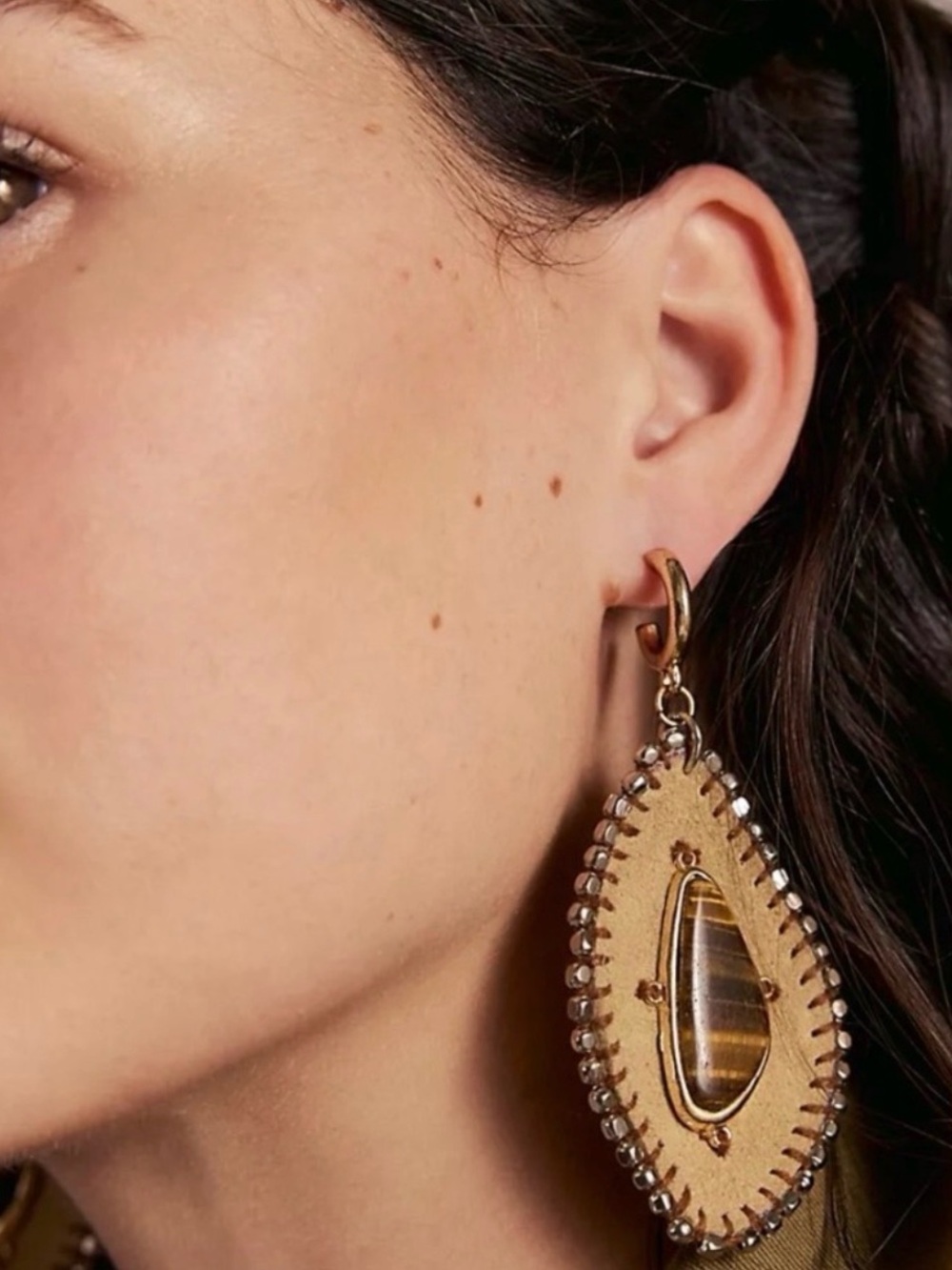 Free People Hettie Dangle Earrings Tiger’s Eye Leather Western Boho NWT - Picture 3 of 4